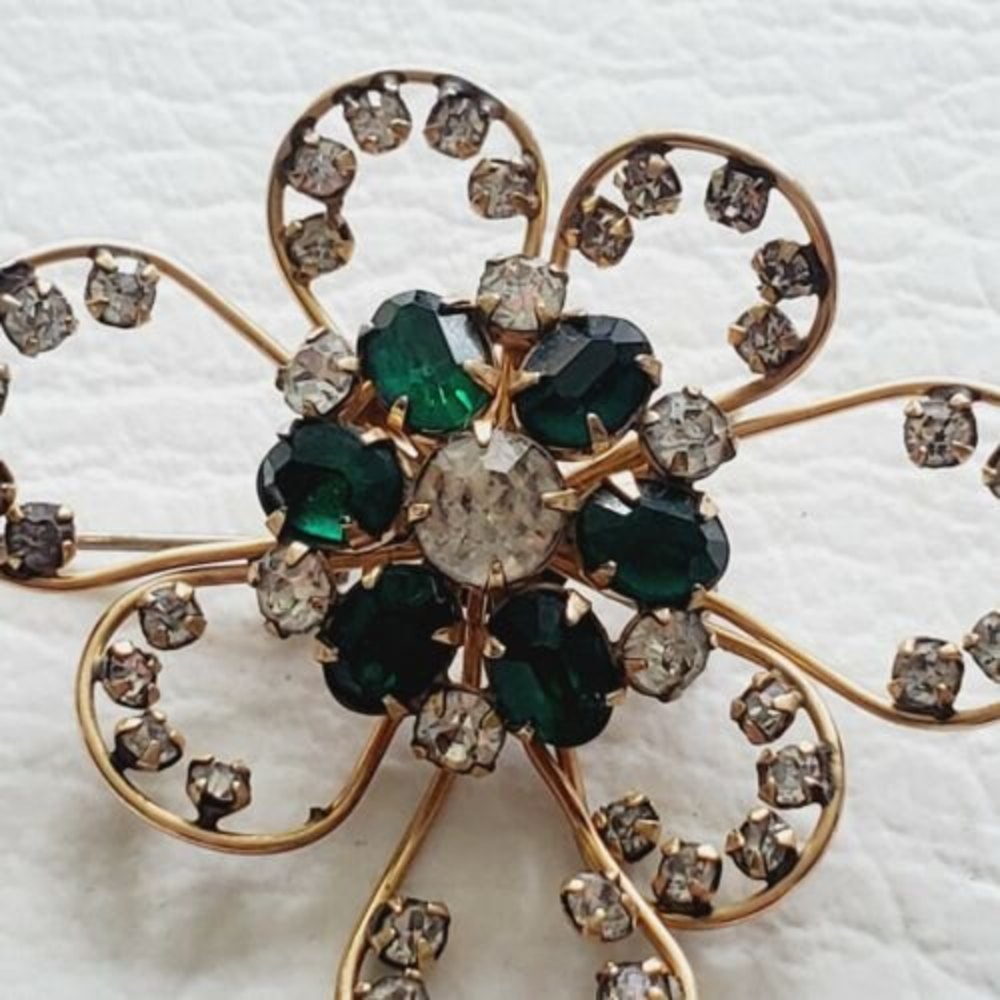 Vintage Harper 1/20 12k Gold Filled Emerald Green Baguette Brooch Pendant - Picture 2 of 8